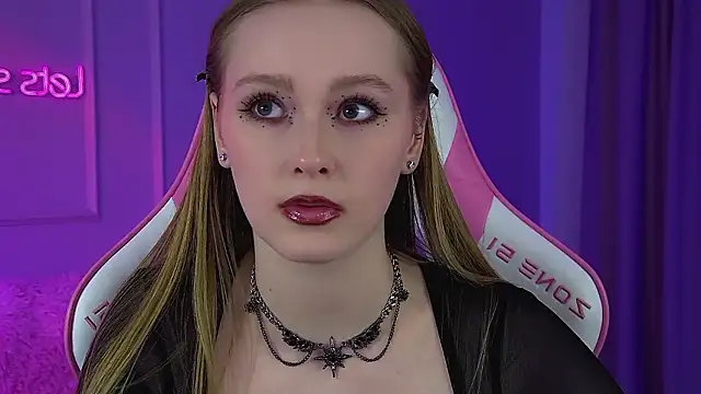 AgataFoxley Live XXX Chat