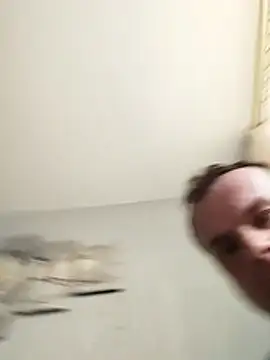 grzes19763 Show in webcam