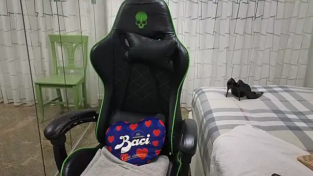 __Nina 라이브 XXX 채팅