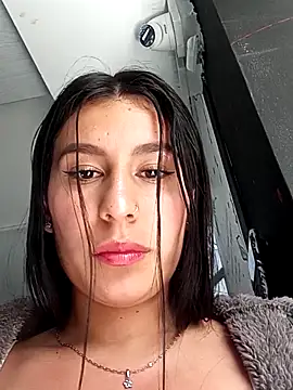 Chat XXX ao vivo de charlottte_wh