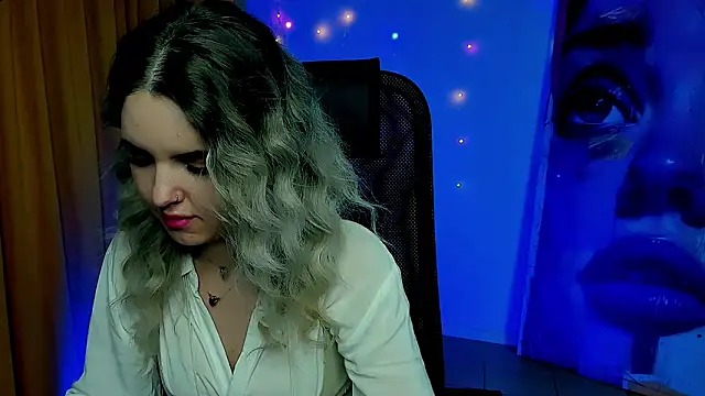 AliceSmite's Live XXX Chat