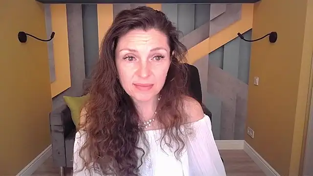 EllaLong 即時 XXX 聊天