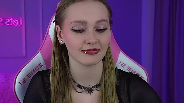 AgataFoxley webcam show