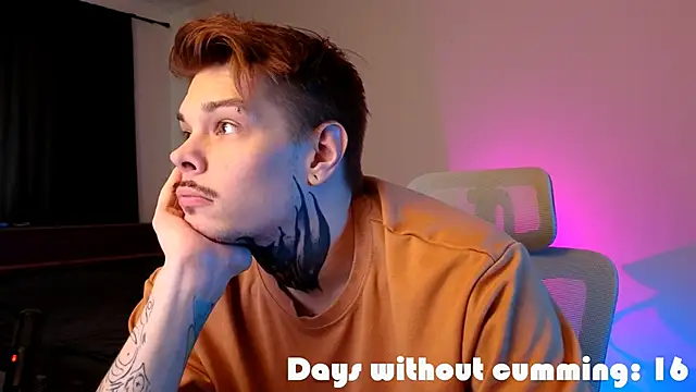 DENIS_HERE: онлайн-секс-чат