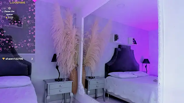 KarelyMitchel's Live XXX Chat