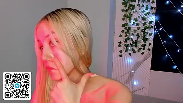 Anellyball – Naživo XXX chat