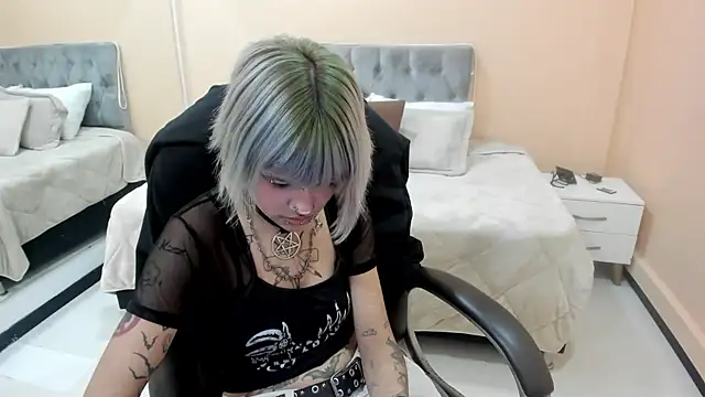 Chat +18 de Bela_Craxkerr ao vivo