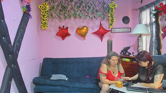 lesbiancuple 라이브 XXX 채팅