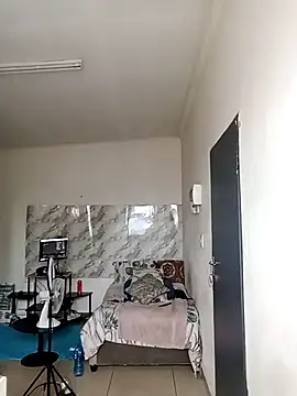 Babymomma98のライブXXXチャット