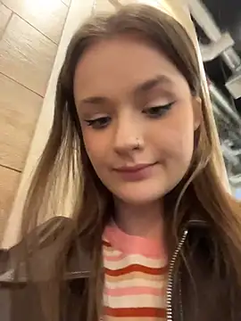 Živý XXX chat KittyQueeny