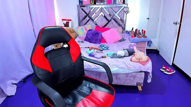 Luna_Analya – Live XXX-chat