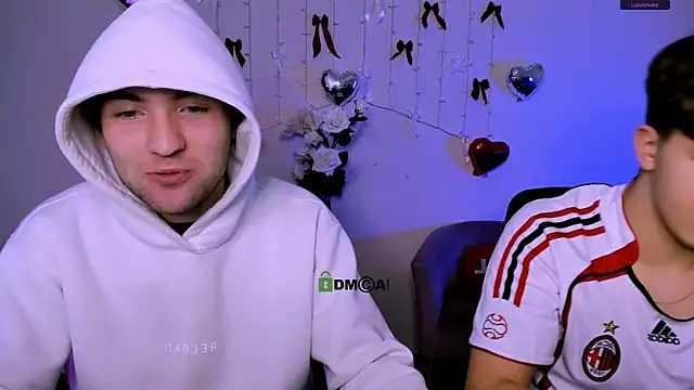 Czat XXX na żywo – travis_wolf_