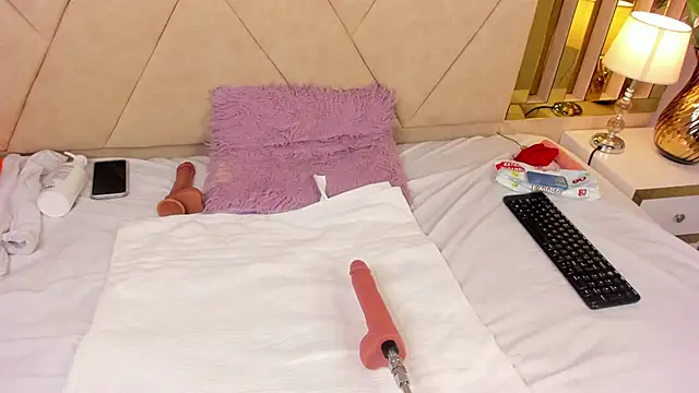 Pertunjukan Kamera Web DomenicoRey