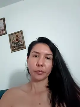 valeryvilla 即時 XXX 聊天