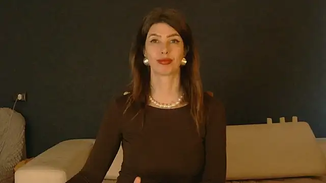 Czat XXX na żywo – WhiteQueen888