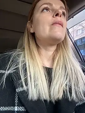 HarrietDart Adlı Modelin Canlı XXX Sohbeti