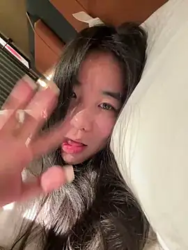 lucy2027 Webcam Show