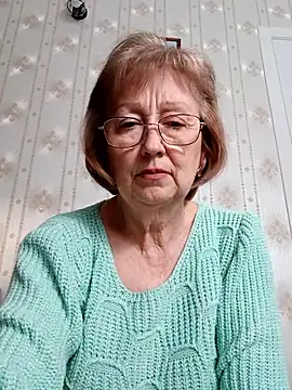 AlikaSwan5821のウェブカメラショー