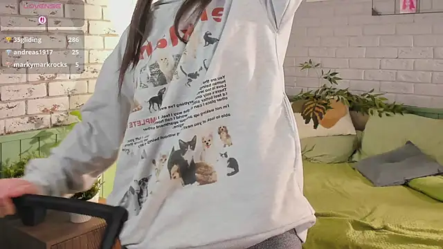 attackonhanji's Live XXX Chat