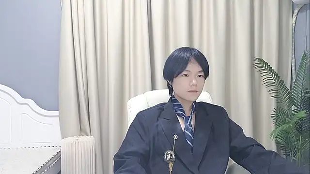 Show modela XLX-111 na web-kameri