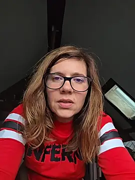 Lina_lou4 Chat XXX in diretta