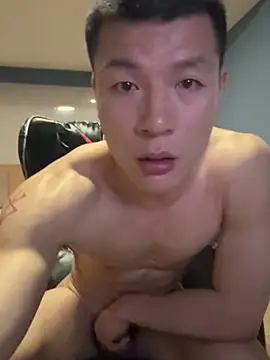 AAASuck 即時 XXX 聊天