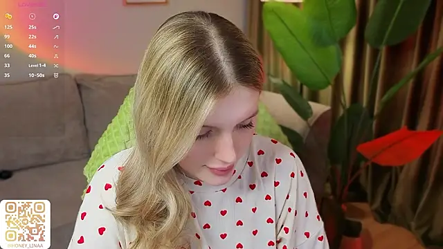 honey_kors Chat XXX in diretta