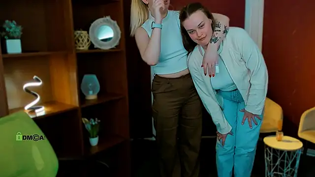 Sembang XXX Secara Langsung mila_glow1