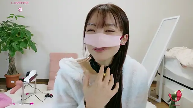 momochan88's Webcam Show