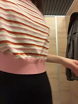 KittyQueeny Live XXX-chat