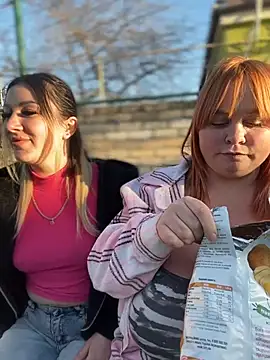 SweetCuteGirls1023's Live XXX Chat