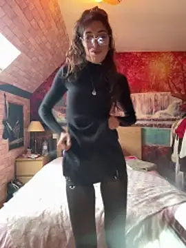 Amani_thewolf: онлайн-секс-чат