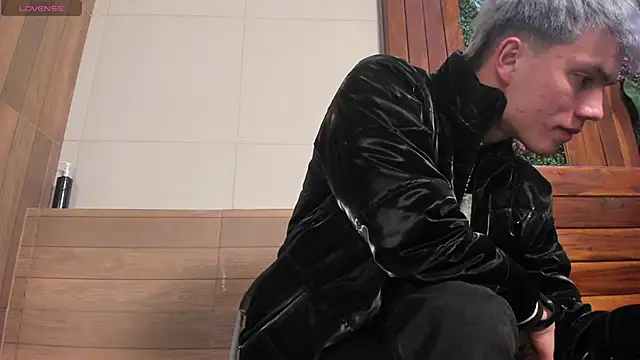 nicktorn Chat XXX in diretta