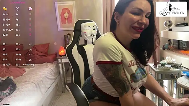 Gypsy_Rebellion Adlı Modelin Canlı XXX Sohbeti