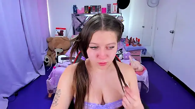 Luna_Analya Chat XXX live