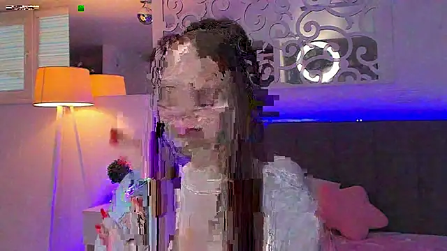 LuisaClover Chat XXX live