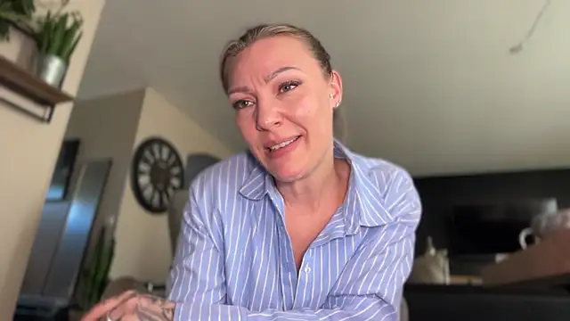 Sacha-xx Webcam Show