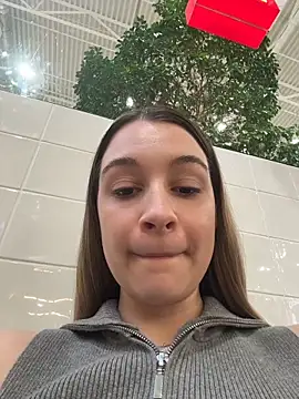 SashaCatt: απευθείας συνομιλία ΧΧΧ