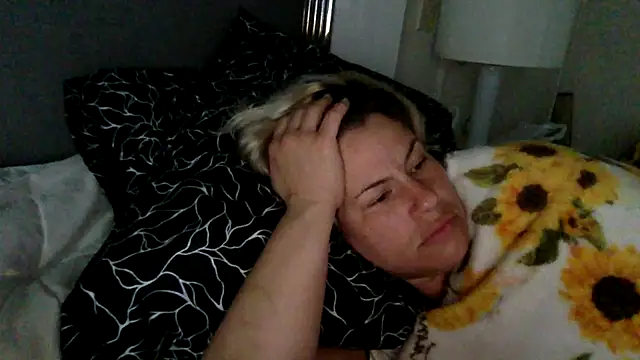 Онлайн чат XXX toomuchofafreak