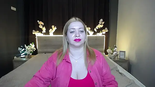 OliviaVerrのライブXXXチャット