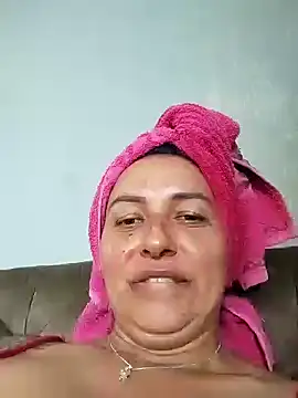 SniffyLancers' Live XXX Chat