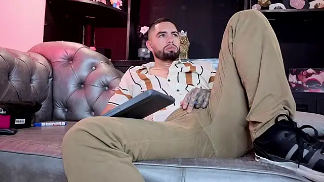 matteosantos Adlı Modelin Web Kamerası Şovu