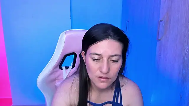 Chat +18 de Saskyaa ao vivo