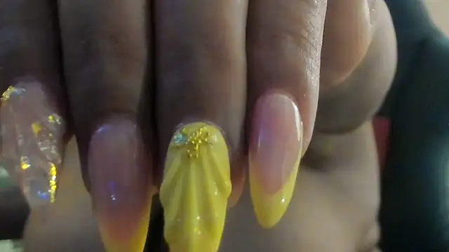 iam_samy_ লাইভ XXX চ্যাট