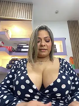 isabella_horney_'s Live XXX Chat