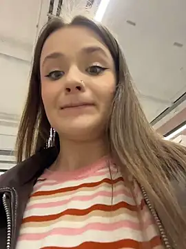 Show de KittyQueeny na webcam