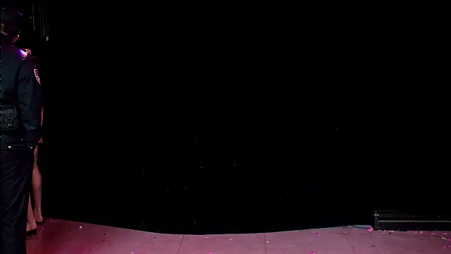 دردشة EXO-cbz الجنسية المباشرة