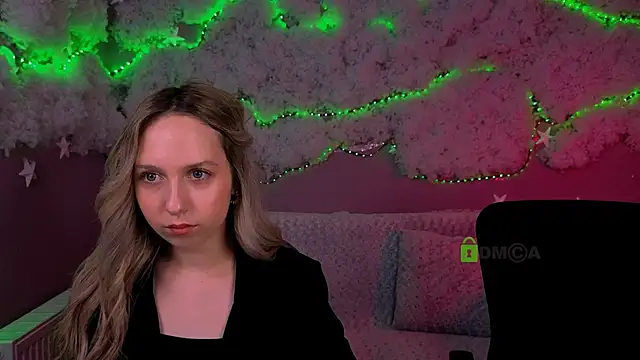 Chatroom XXX en direct de monica_xcx