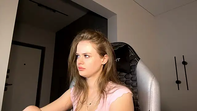 ShanikaSheckles লাইভ XXX চ্যাট