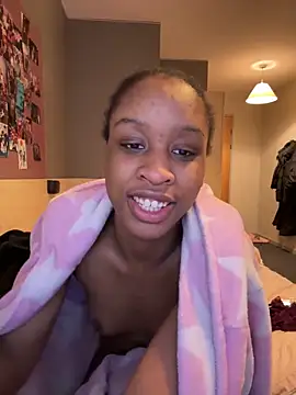 Halligirl webkamerás műsora